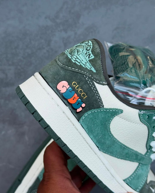 Nike x Gucci Retro Low Sneaker – Green & White Premium Edition